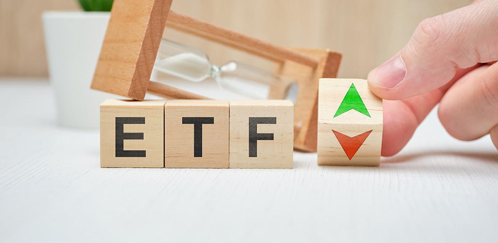 Playing the gold ETFs market